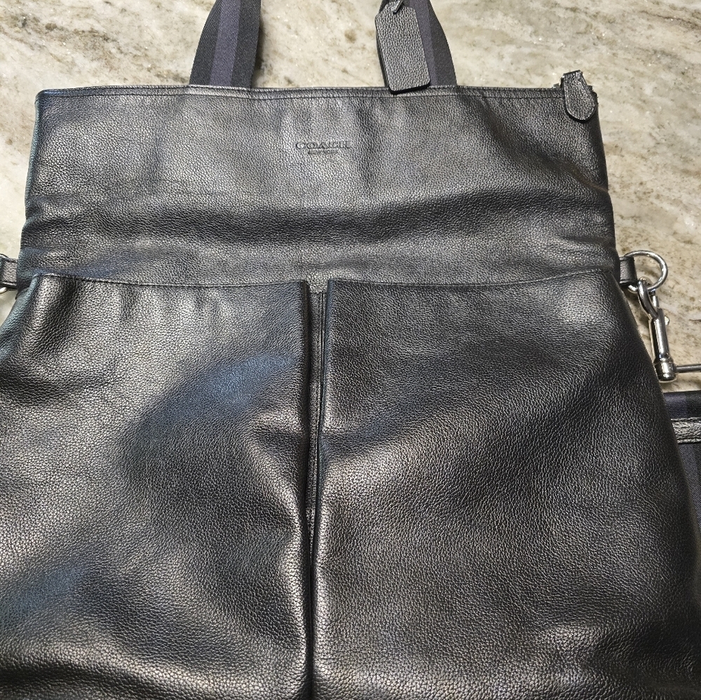 Unisex Coach Leather Tote Bag - Picture 6 of 7